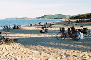 MediumPlageNhaTrang.jpg (27950 octets)